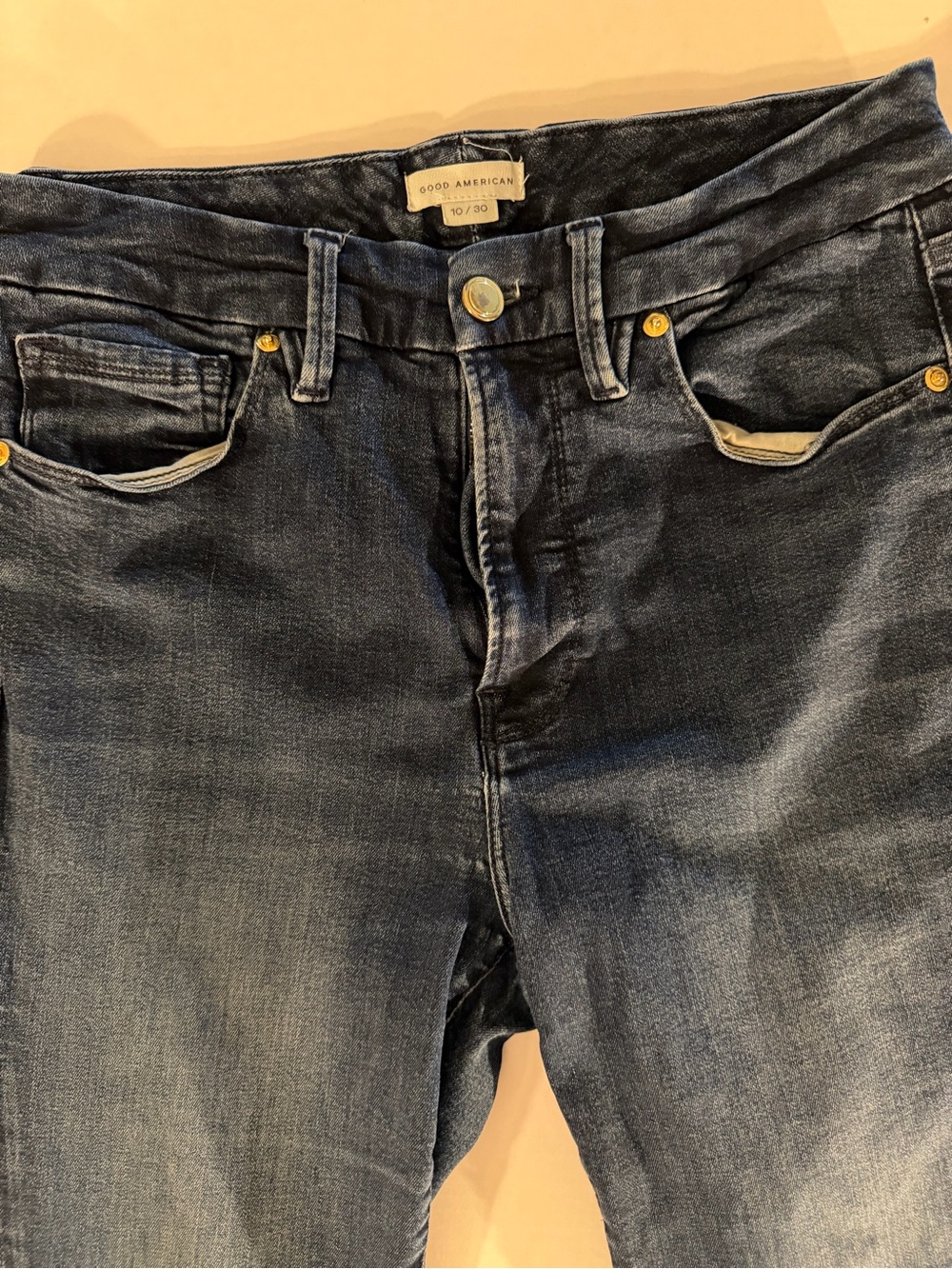 #173 Good American women's Slim Straight Dark Wash Jeans